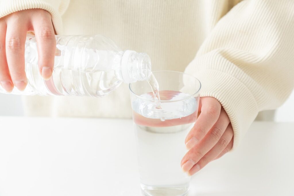 水分補給をする様子